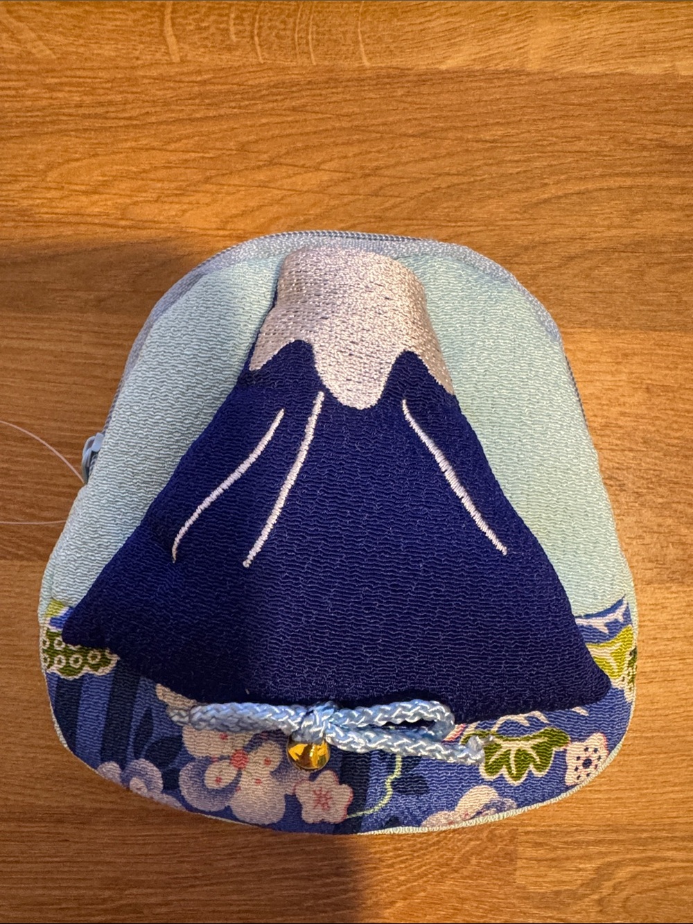 Mt. Fuji zippered coin purse/ pouch (Brand New)